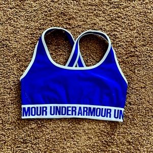 Underarmour small sports bra